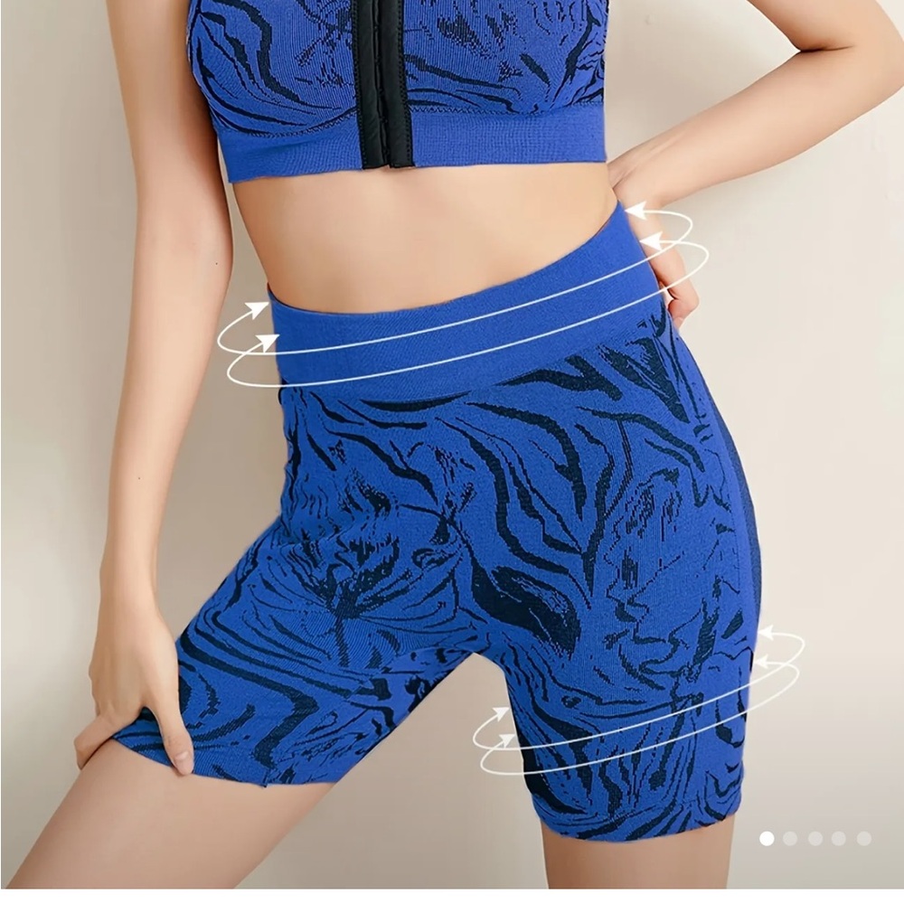 Callie Lives COMPRESSION ACTIVEWEAR Yellow Blue Bike Shorts High-Waist Bra Set - Picture 6 of 10